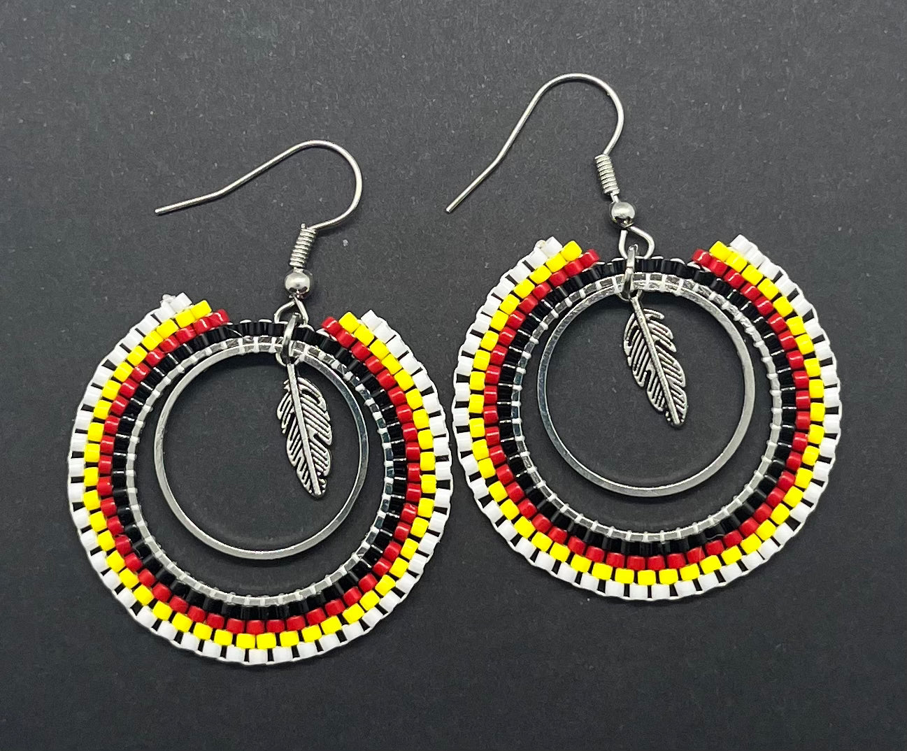 Beaded hoop earrings 25 mm rings